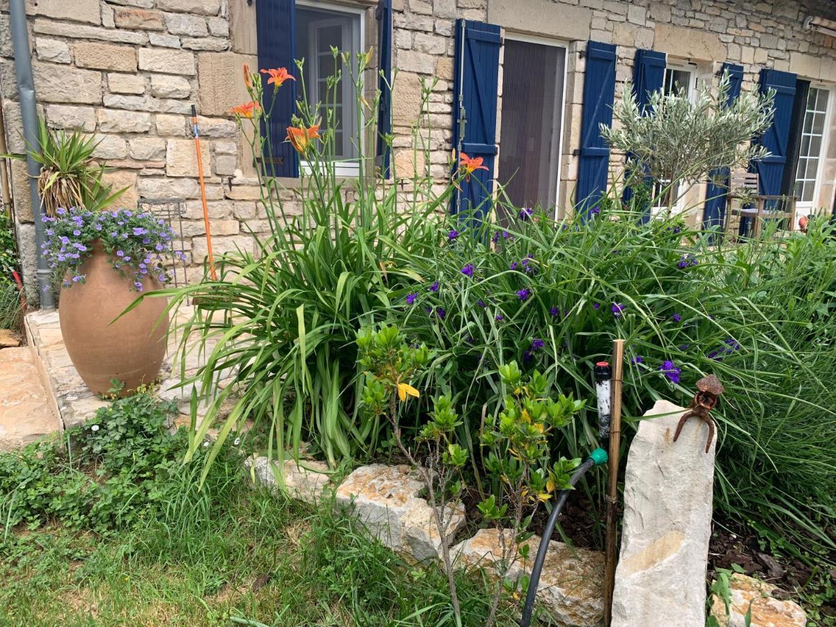 Gite La Longere Bleue Caylus Εξωτερικό φωτογραφία