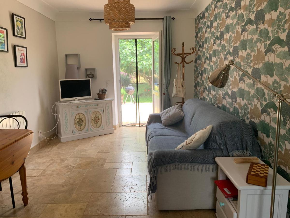 Gite La Longere Bleue Caylus Εξωτερικό φωτογραφία